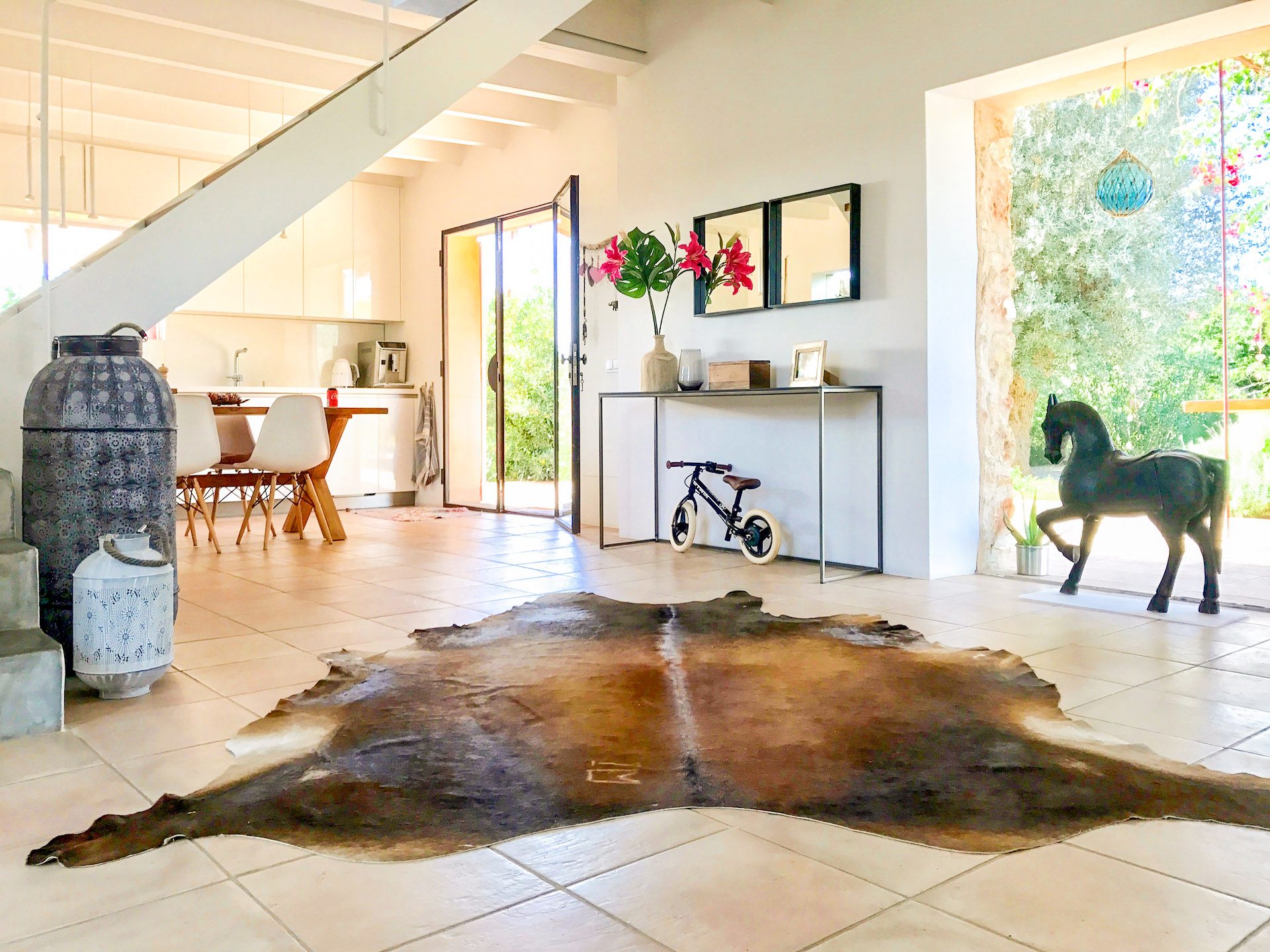 finca rustica shooting location mallorca living room lifestyle1